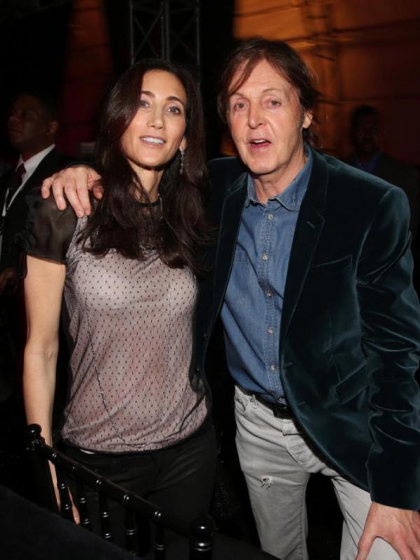 Paul McCartney dan Nancy Shevell (via nydailynews.com)